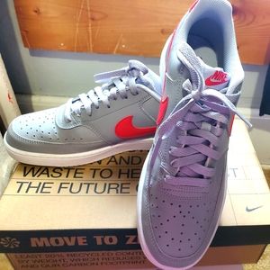 Men's 8.5 Nike Court Vision Lo. Red, Gray